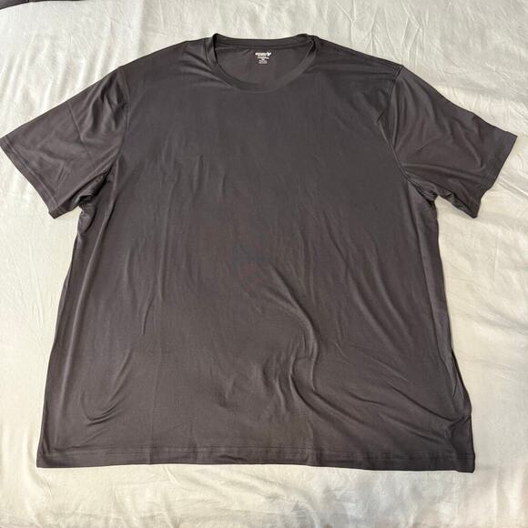 Old Navy Active Cloudmotion Workout Casual TShirt Two Pack Black And Grey XXL - Picture 2 of 4